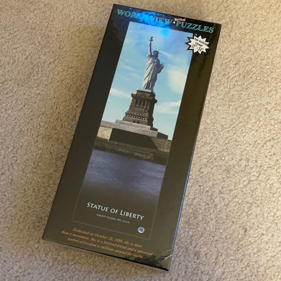 Statue of Liberty 500 Piece Vertical Puzzle - Picture 1 of 3